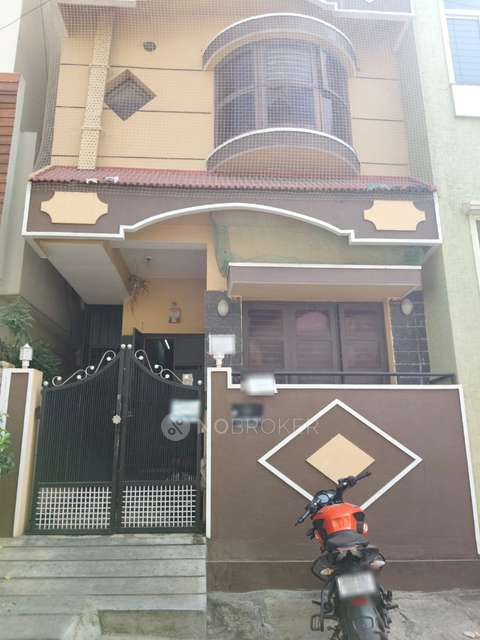 4+ BHK House for Rent  In Vijayanagar