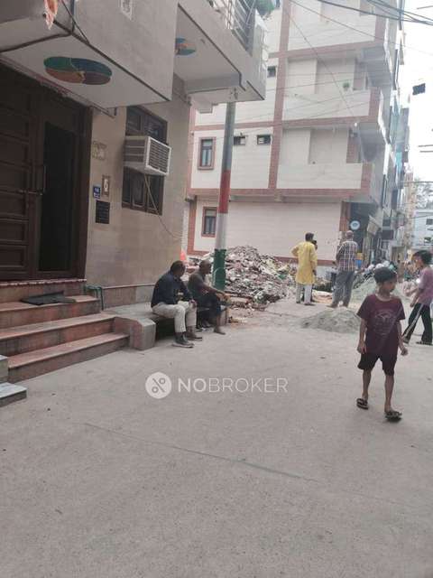 Shop in Sultanpuri, Delhi for Rent 