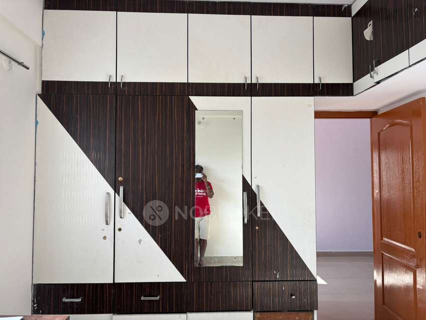 2 BHK Flat In G K Meadows for Rent  In Gk Meadows