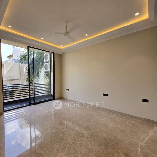 4 BHK Flat In Standlone Building For Sale  In Hauz Khas Enclave,