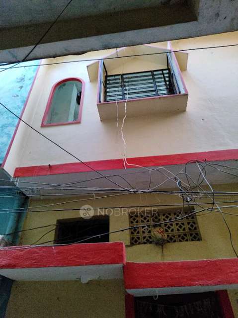 4+ BHK House For Sale  In Nallakunta