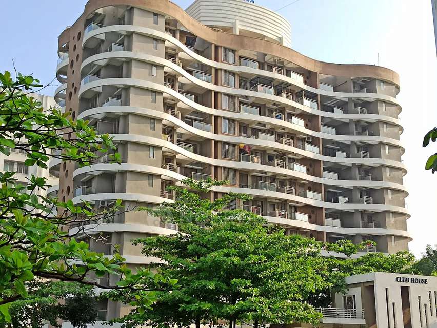 Single Room for Male In 3 BHK  In Asaf Alazz Appartments In Hadapsar