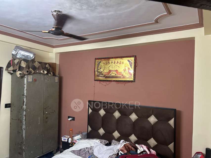 2 BHK Flat In Vaishali Sector 5 For Sale  In Vaishali