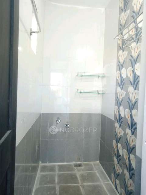 Single Room for Male In 1 RK  In Shreewas, Rahatani In Pimple Saudagar