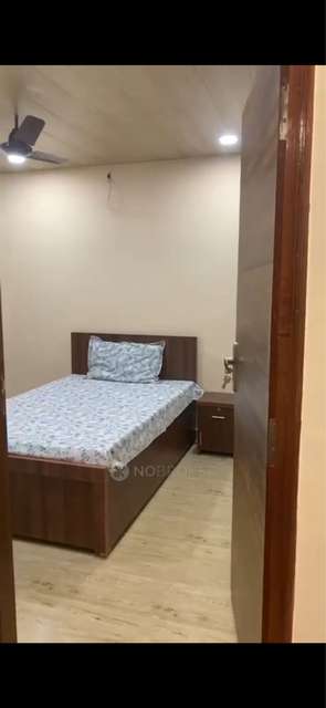 PG for Girls in Arun Vihar, Sector 37