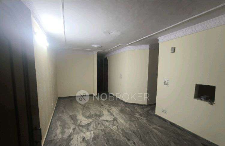 4+ BHK Flat For Sale  In Saheed Ravi, Block F, Laxmi Nagar, New Delhi, Delhi, 110092, India