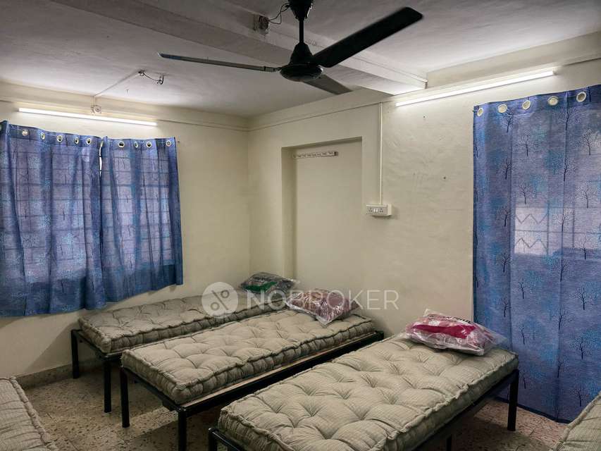 PG for Boys in Shivajinagar