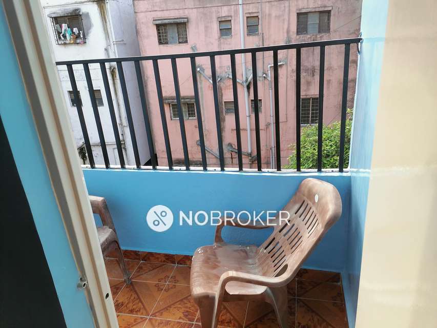 Shared Room for Female In 1 BHK  In Mahalakshmi Nivas In Kothrud,