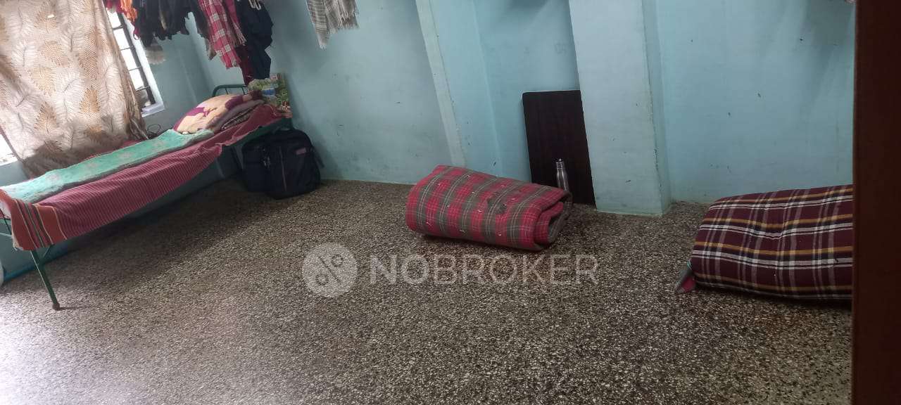 Shared Room for Female In 1 RK  In Shukrawar Peth, 