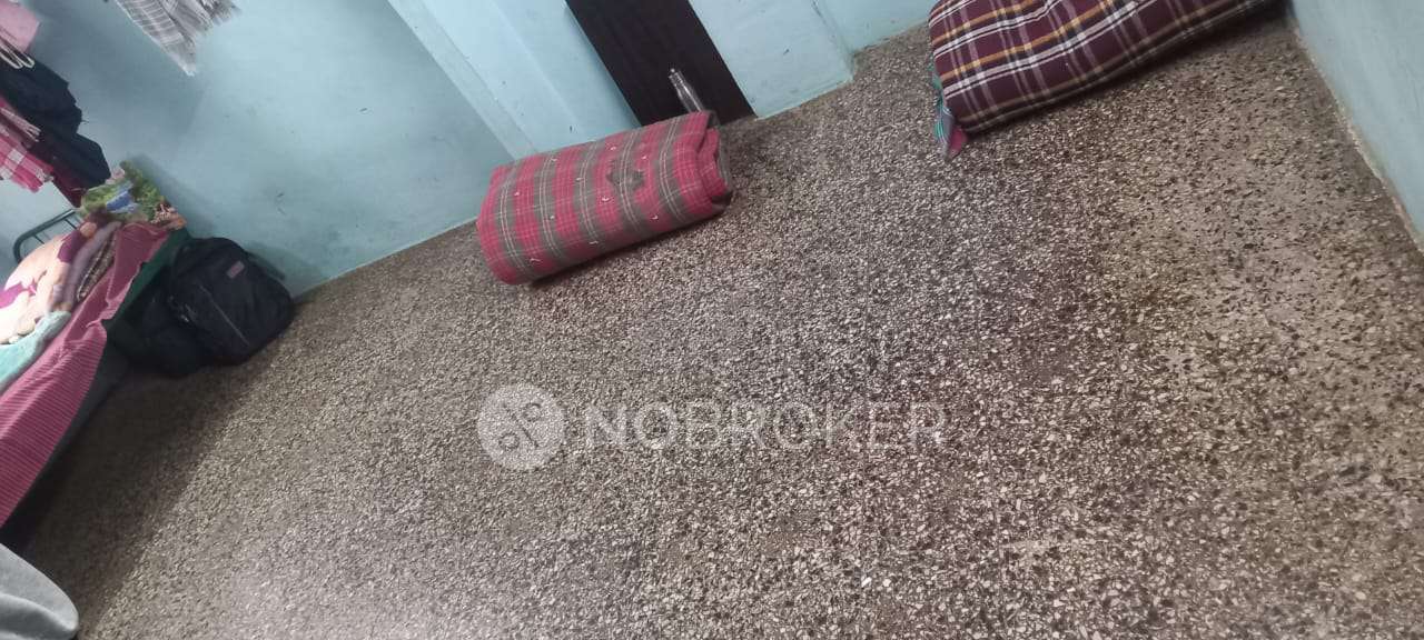 Shared Room for Female In 1 RK  In Shukrawar Peth, 