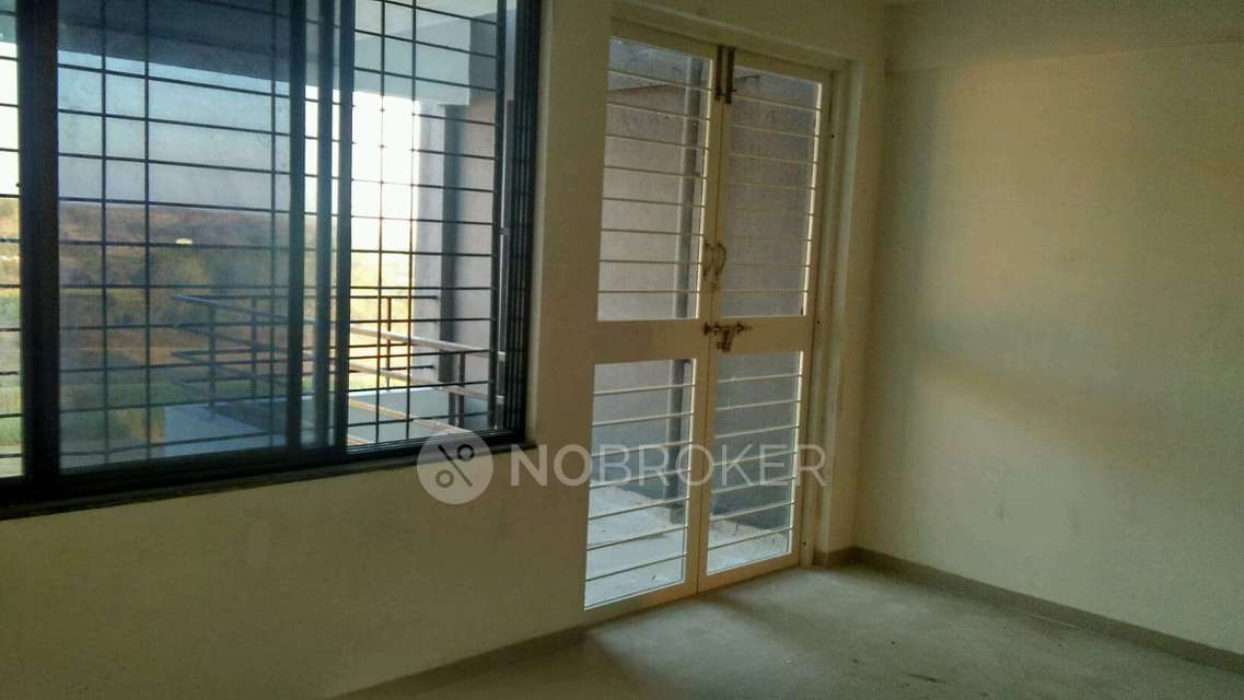 2 BHK Flat In Swapnalok Housing Society for Rent  In Moshi