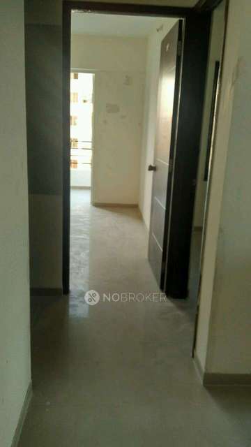 2 BHK Flat In Swapnalok Housing Society for Rent  In Moshi