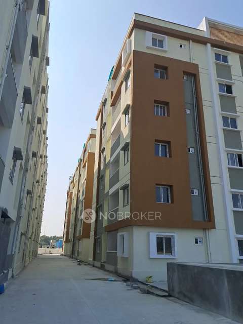2 BHK Flat In Greenmetro Tulasi Bhagyanagar, Dundigal For Sale  In Dundigal