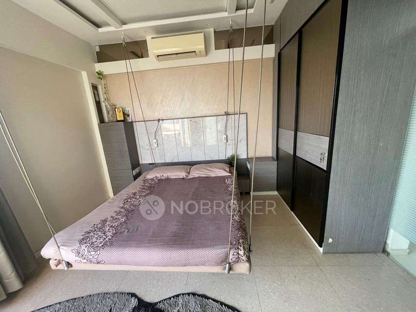 4+ BHK Flat In Elite Platina For Sale  In Thane West