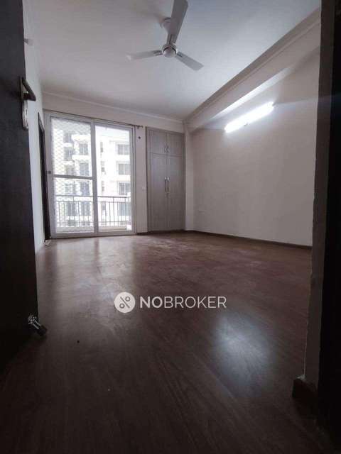 2 BHK Flat In Amrapali Golf Homes & Kingswood Park For Sale  In Sector 4