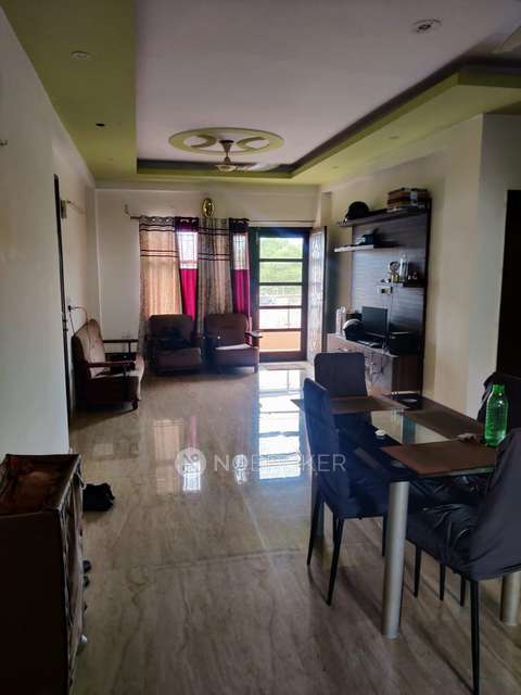 Single Room for Male In 3 BHK  In Standalone Building  In Sector 38