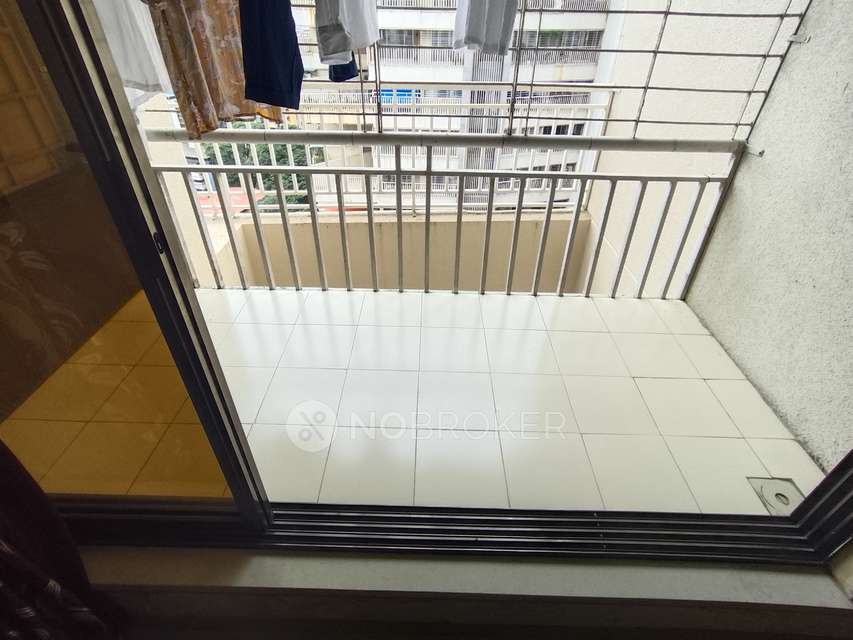 2 BHK Flat In Unique Shanti Poonam Estate, Mira Road For Sale In Poonam Estate Cluster 3 Surya Shopping Center