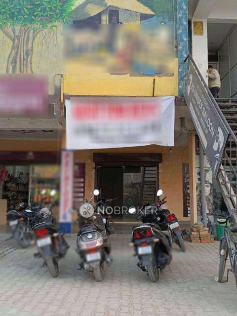 Shop in Patwari, Greater Noida for Rent 
