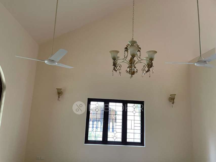 4+ BHK House for Rent  In Tharabanahalli