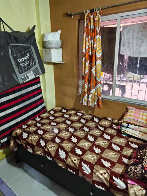 1 RK Flat In Om Kranti Society for Rent  In Chembur