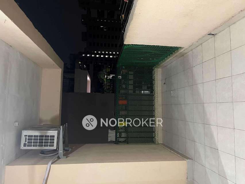 2 BHK Flat In Gaur City 14th Avenue Phase 1 For Sale  In Gaur City 2