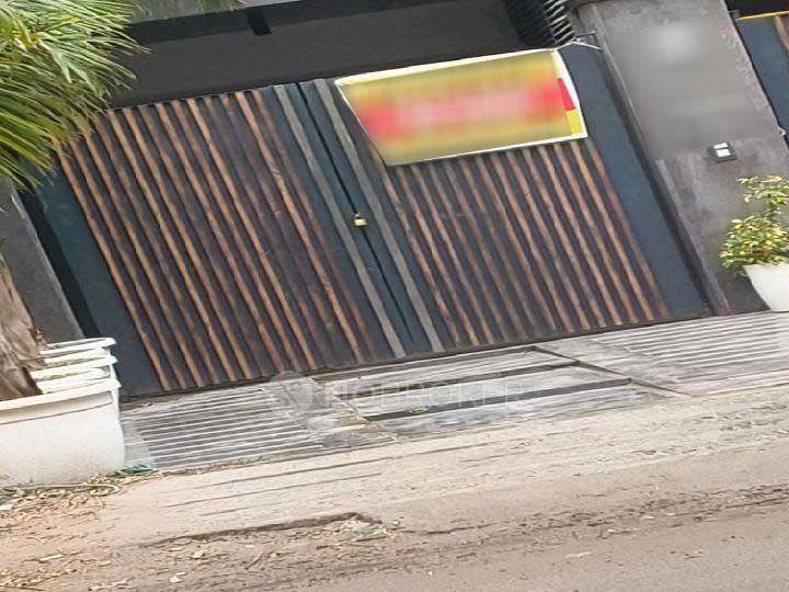 Shop in Sector 43, Gurgaon for Rent 