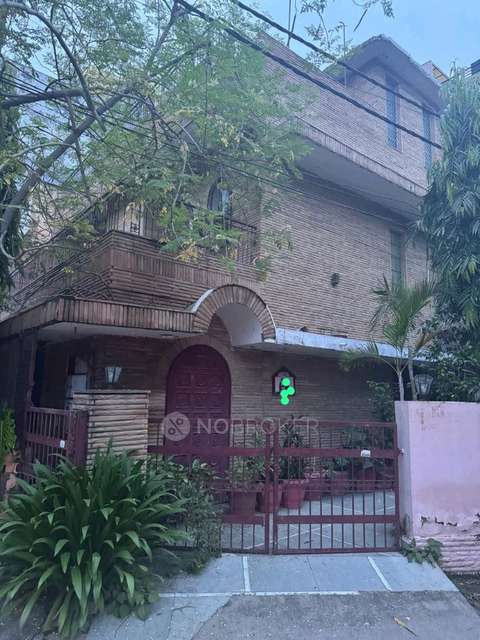 4+ BHK House For Sale  In Paschim Vihar