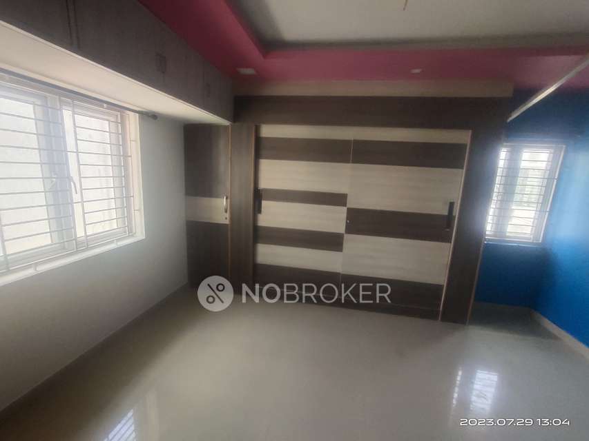 2 BHK Flat In Shri Raghavendra Vijayarani Gardens, Kolathur For Sale  In Kolathur