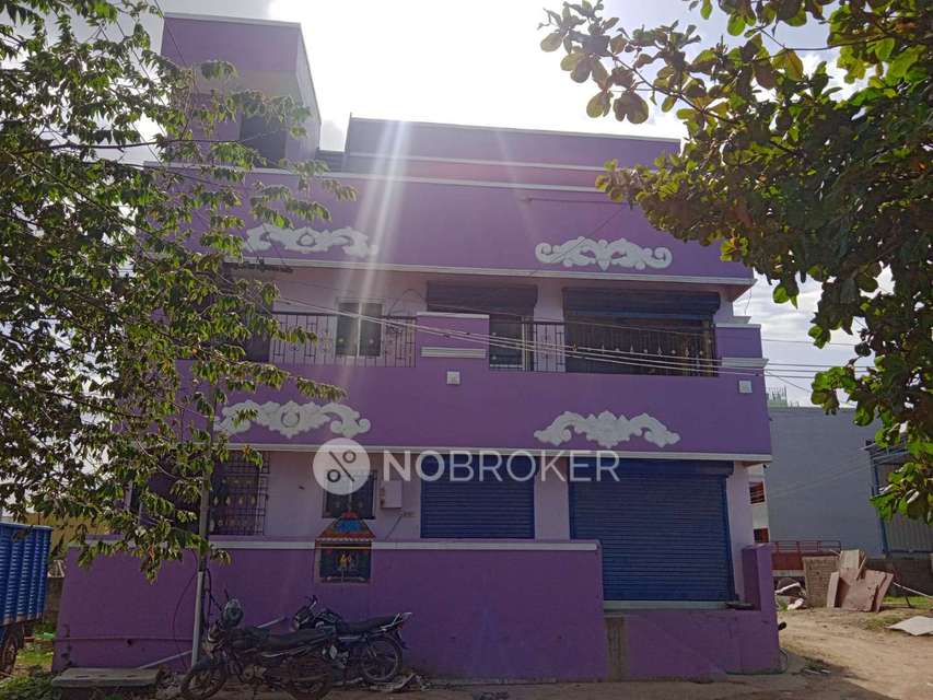 Godown/Warehouse in Kallikuppam, Chennai for Rent 