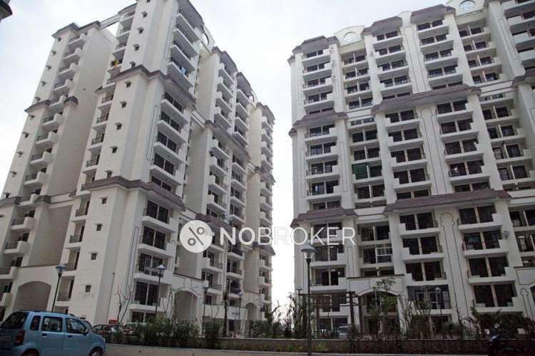 2 BHK Flat In Kaveri Towers For Sale  In Mahagunpuram