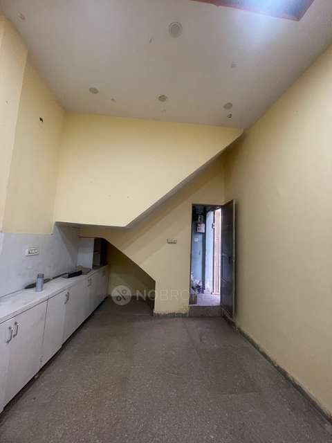 Commercial Property in Shahdara, Delhi for sale 