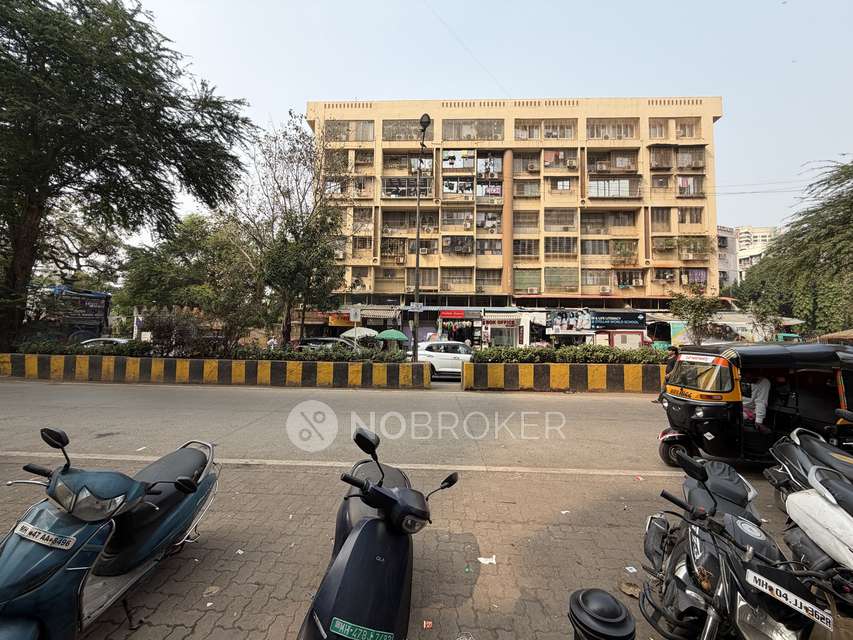 2 BHK Flat In Legend, Lokandwala Complex For Sale  In Andheri West