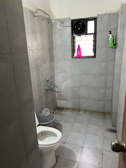 Single Room for Male In 3 BHK  In Kohinoor Shangrila In Pimpri Colony