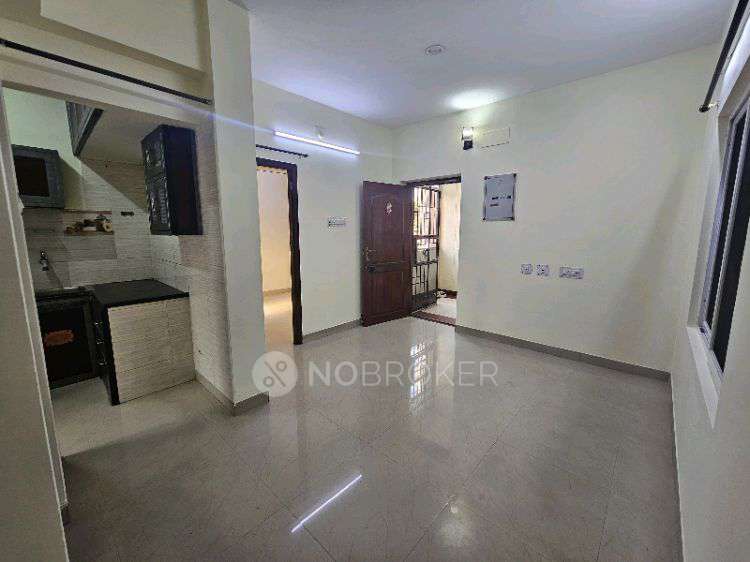 2 BHK Flat In Castle 222 Flats, Korattur For Sale  In Korattur