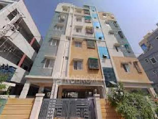 Shared Room for Female In 1 BHK  In Tirumala Towers