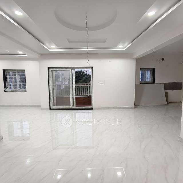 3 BHK Flat In Subhadra Arcade For Sale  In Hastinapuram