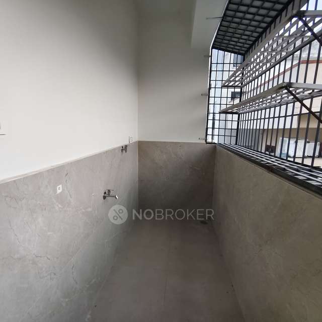 3 BHK Flat In Subhadra Arcade For Sale  In Hastinapuram