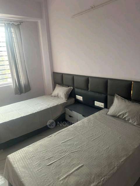 1 RK House for Rent  In Sector 135