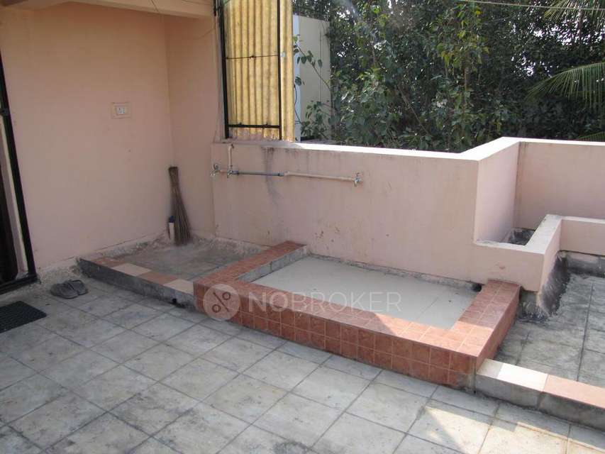 2 BHK Flat In Shanta Niketan Housing Society for Rent  In Bopodi