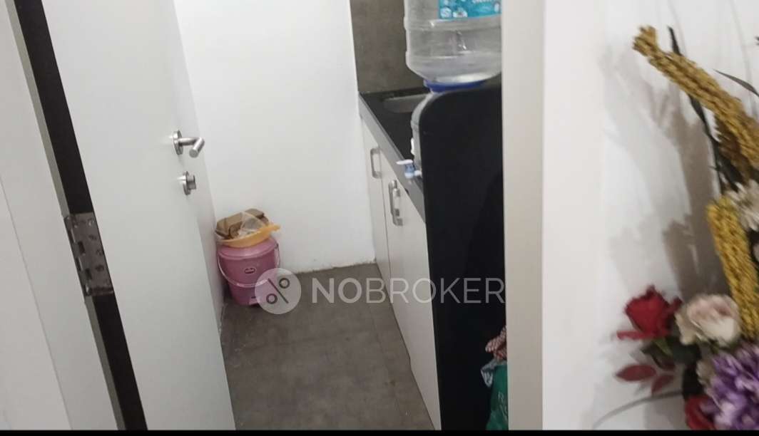 1 BHK Flat In Om Rachna Vashi  for Lease  In Sector 17