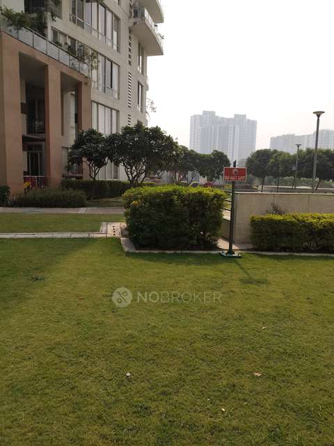 4+ BHK Flat In Poineer Presedia, Pioneer Presidia For Sale  In Sector 62