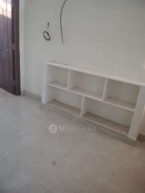 2 BHK Flat for Rent  In Serilingampalle