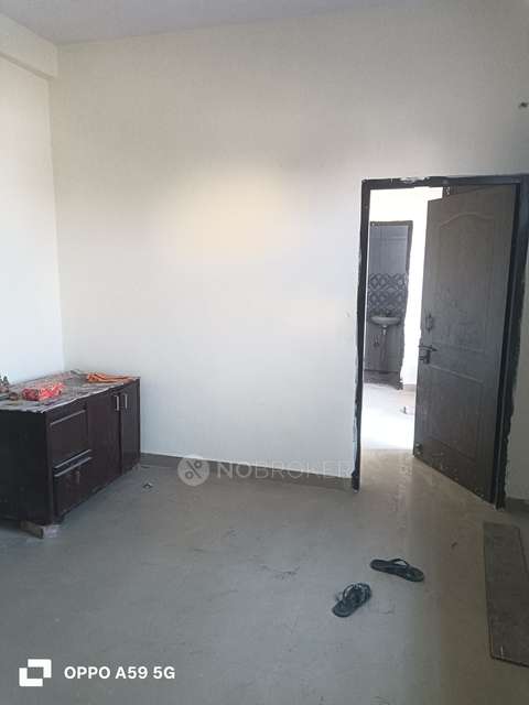 1 BHK Flat for Rent  In Sector 10