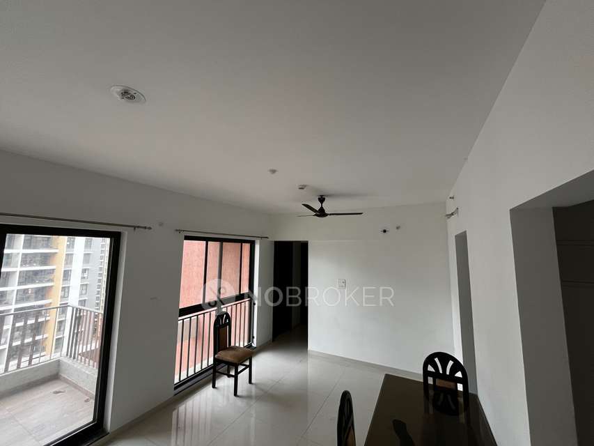 2 BHK Flat In Shapoorji Paloonji Sensorium For Sale  In Hinjewadi