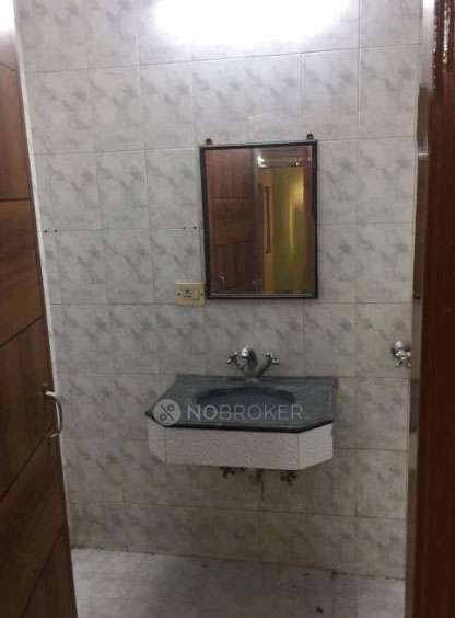 3 BHK Flat In M 215 South City 1 For Sale  In 215, M Block Road