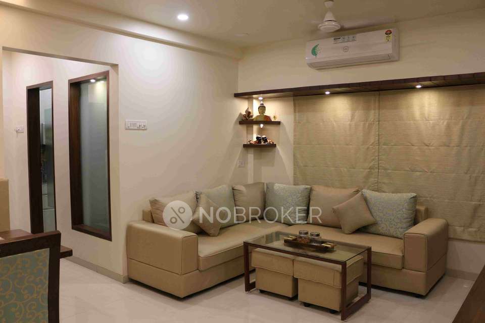 2 BHK Flat In New Dindoshi Ekdant Chs, Goregaon For Sale  In Goregaon