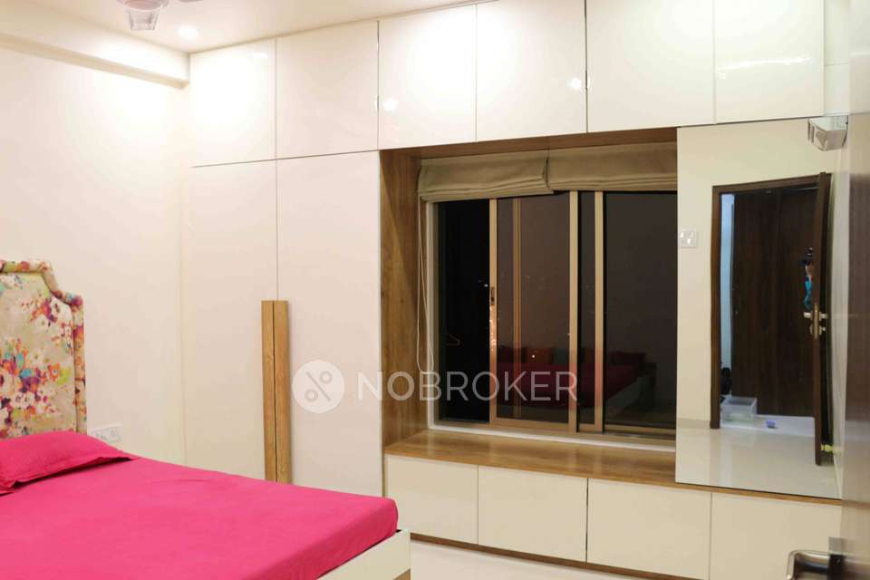 2 BHK Flat In New Dindoshi Ekdant Chs, Goregaon For Sale  In Goregaon