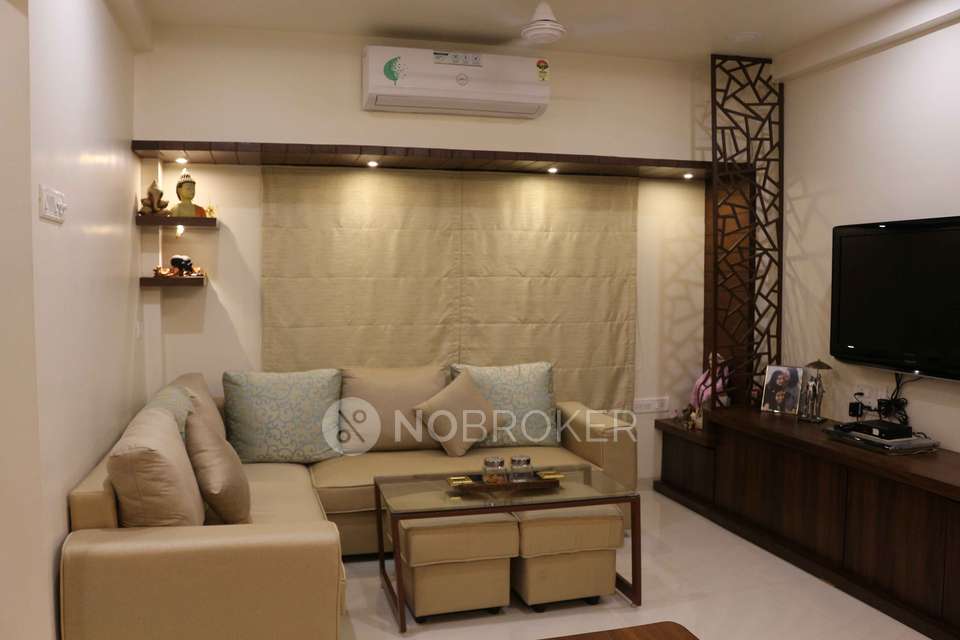 2 BHK Flat In New Dindoshi Ekdant Chs, Goregaon For Sale  In Goregaon