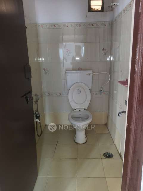 2 BHK Flat In Srinivasa Homes For Sale  In Miyapur