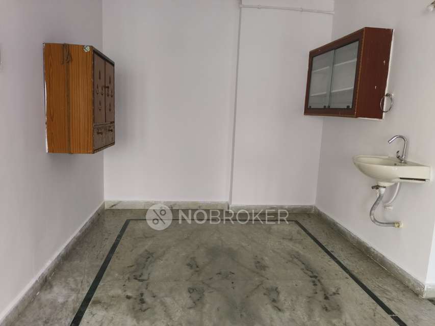 2 BHK Flat In Srinivasa Homes For Sale  In Miyapur